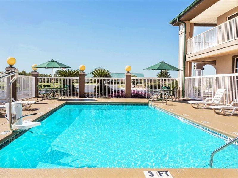 Super 8 By Wyndham Marianna Exterior foto